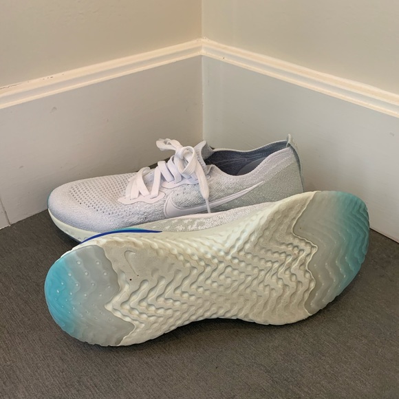 Nike Air React 2 FlyKnit Women’s Running Shoes - Picture 6 of 9